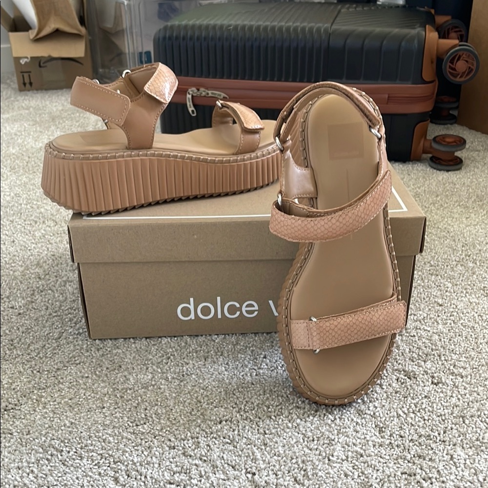 Dolce Vita Tan Toffee Debra Platform Sandals (Worn 1x) Size 8.5